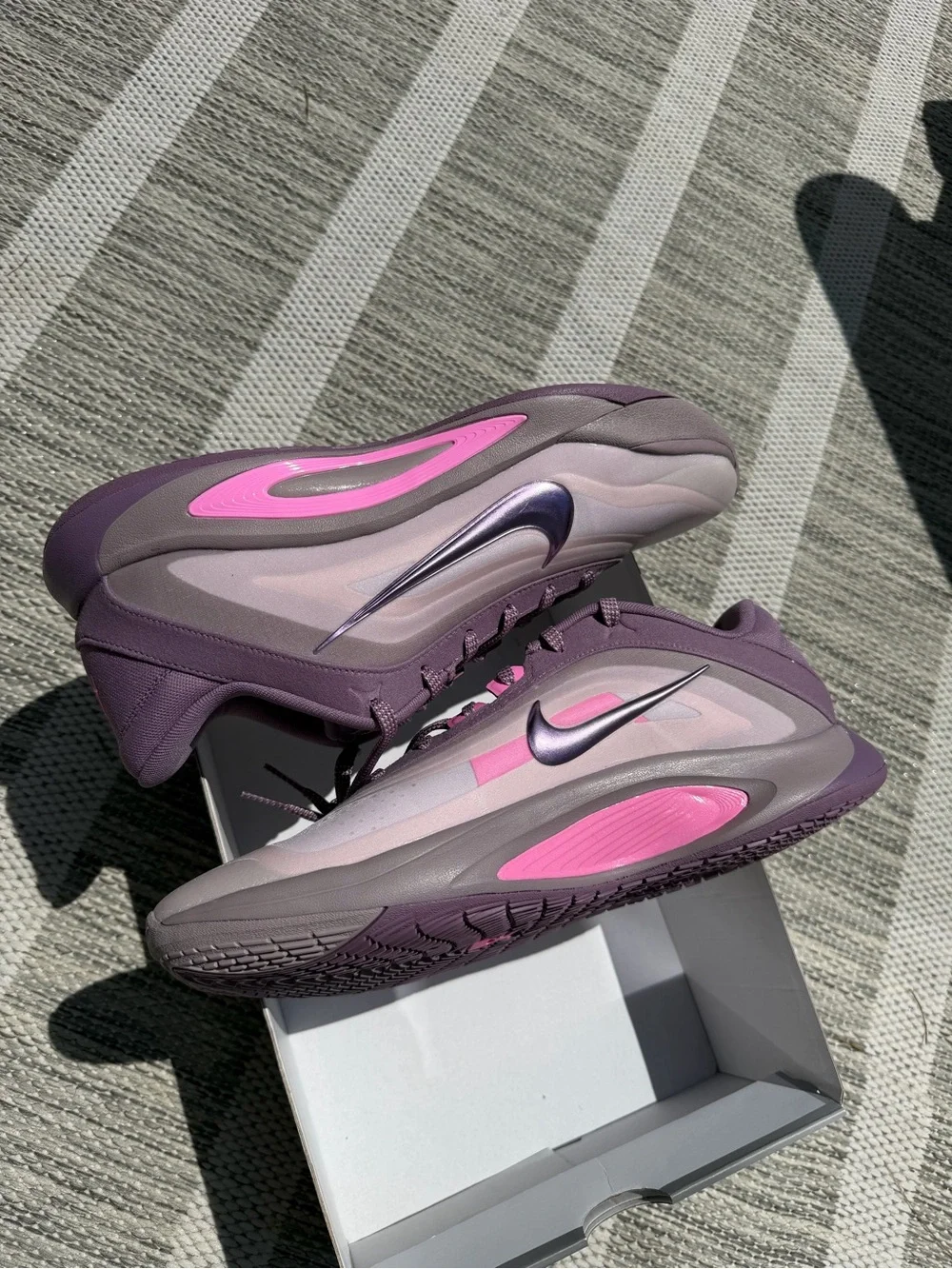 Nike lightweight athletic